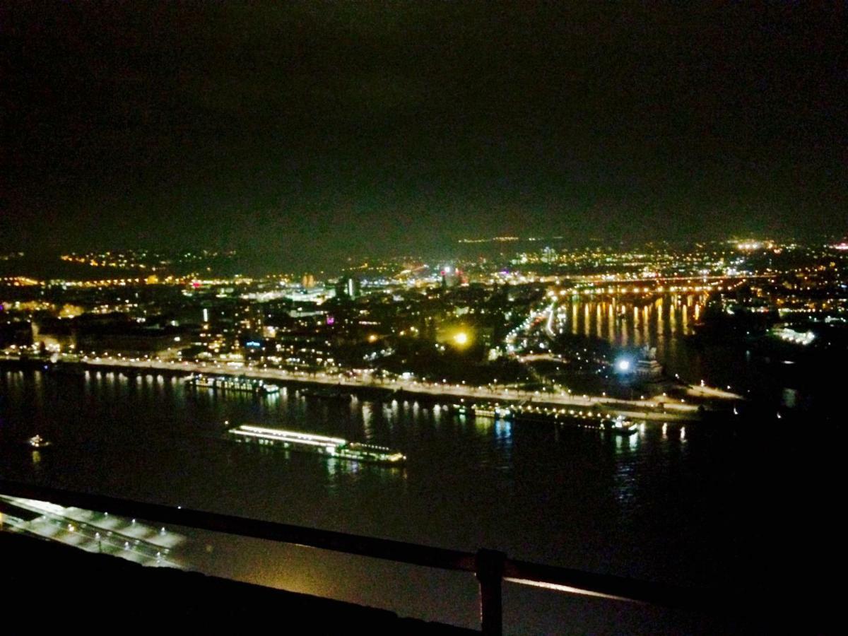Appartamento Haus Am Ufer Mit Rheinpanoramablick Coblenza Esterno foto